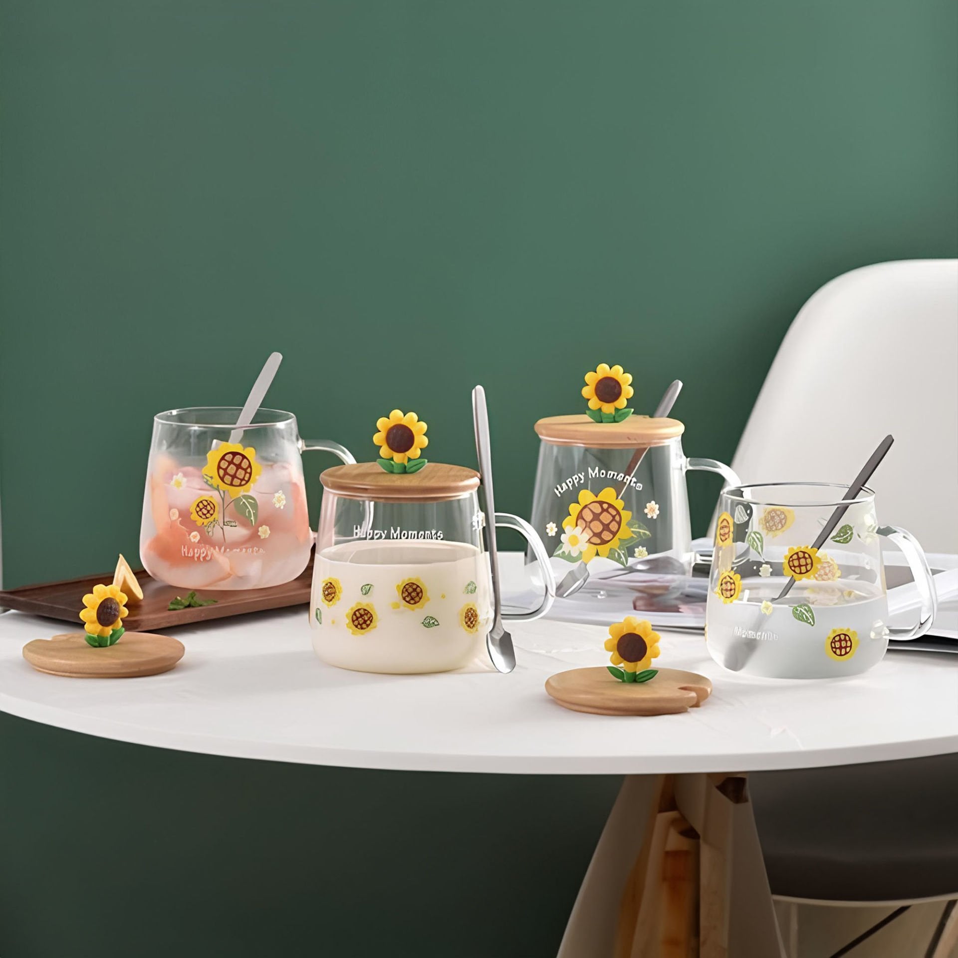 Стъклена чаша с бамбуков капак Слънчоглед 300 мл - снимка 1 Стъклена чаша с бамбуков капак Слънчоглед 300 мл - снимка 1