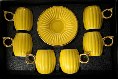 Керамичен сервиз за кафе 90 мл Жълто и златно
