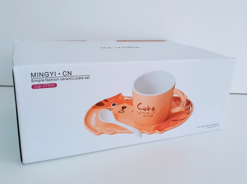 Дизайнерска чаша