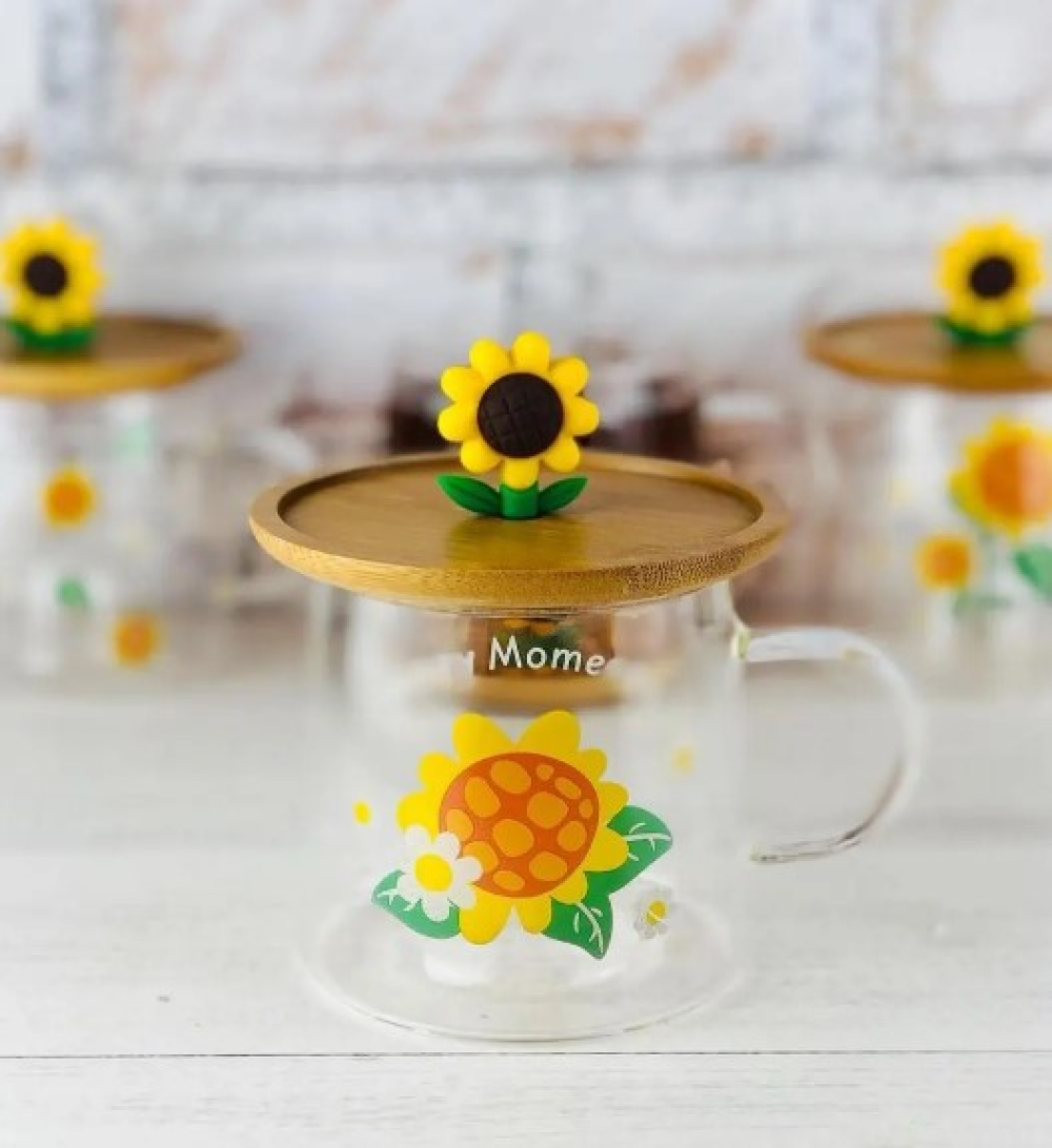 Стъклена чаша с бамбуков капак Слънчоглед 300 мл Стъклена чаша с бамбуков капак Слънчоглед 300 мл - миниатюра 4