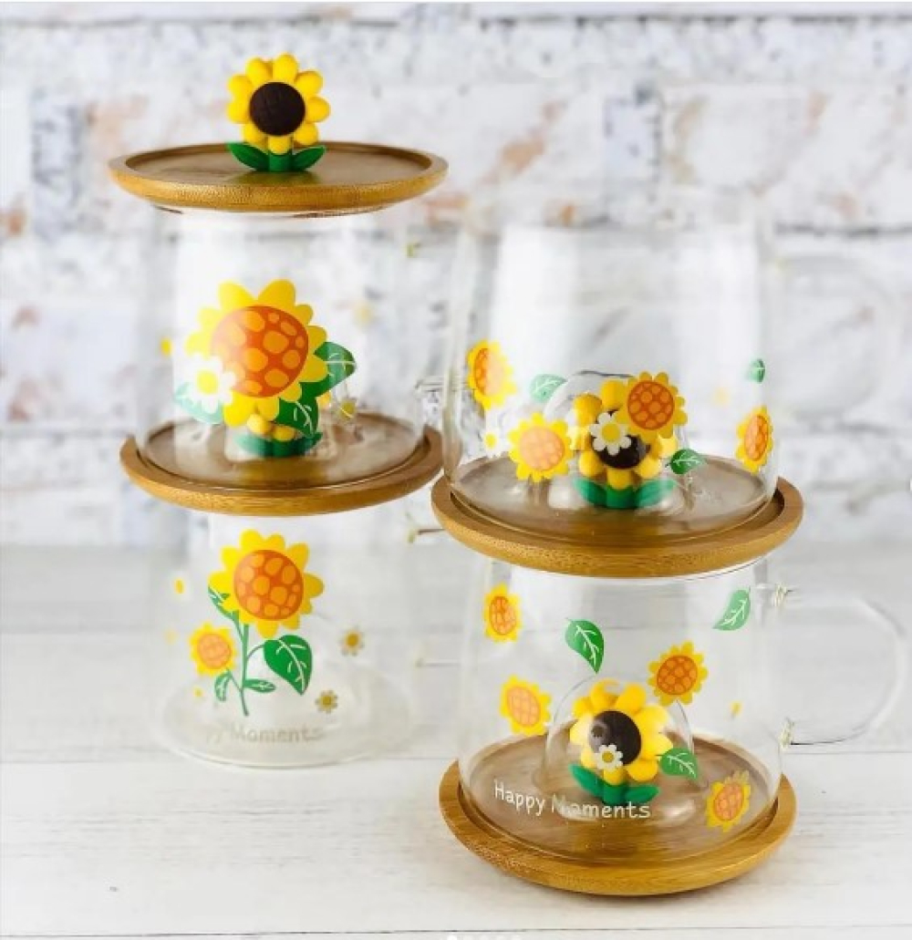 Стъклена чаша с бамбуков капак Слънчоглед 300 мл Стъклена чаша с бамбуков капак Слънчоглед 300 мл - миниатюра 2